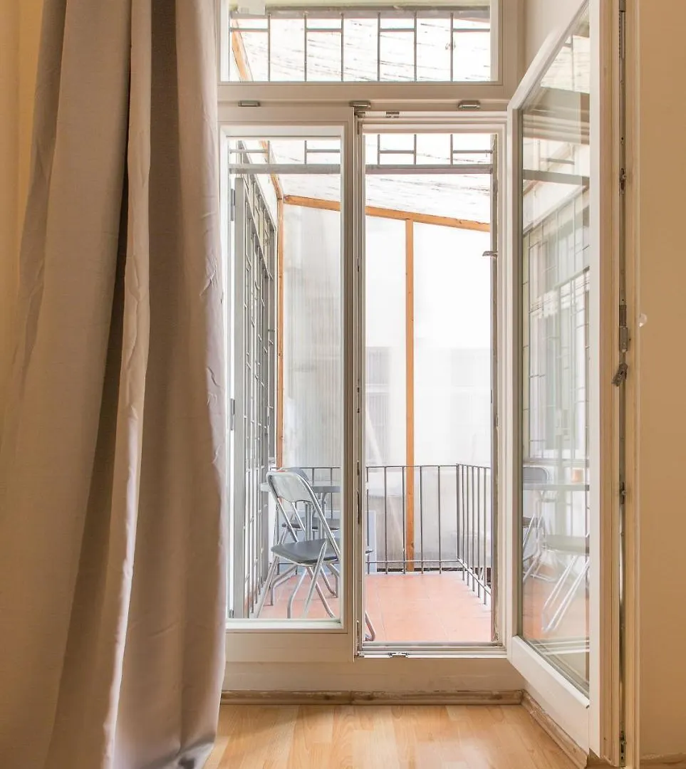 Premier Apartments Near The Museum Prag
