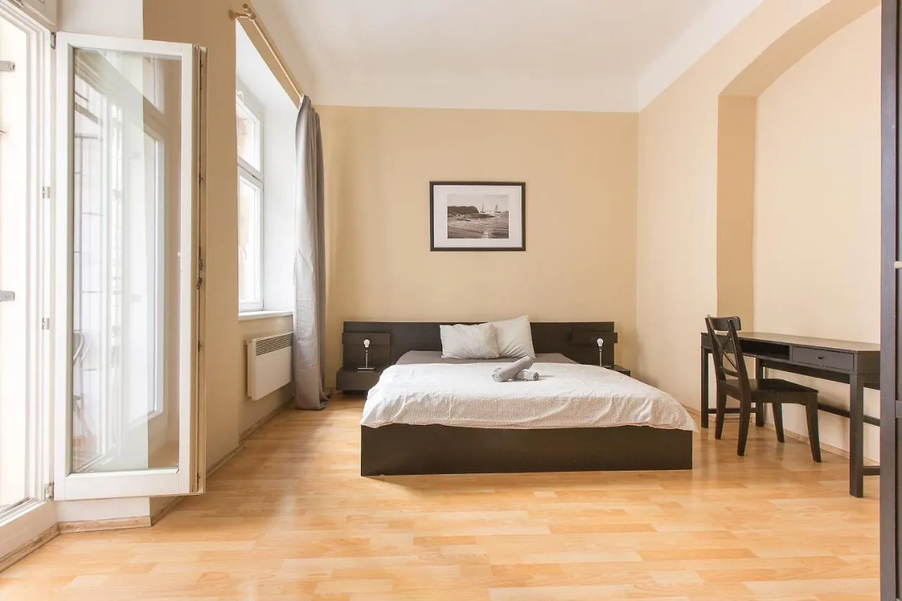 Premier Apartments Near The Museum Prag